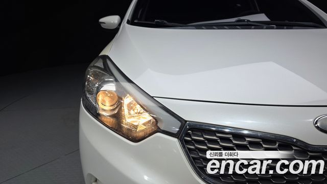 Kia K3 2013 — photo 8