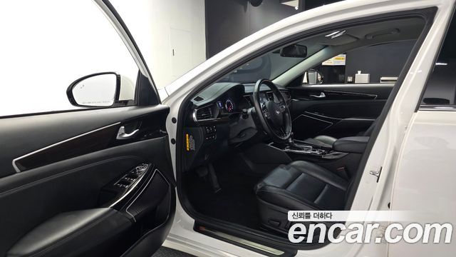 Kia K7 2018 — photo 13
