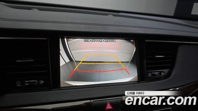 Kia K7 2018 — photo 21