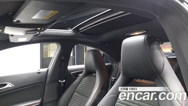 Mercedes-Benz CLA-Class 2017 — photo 18