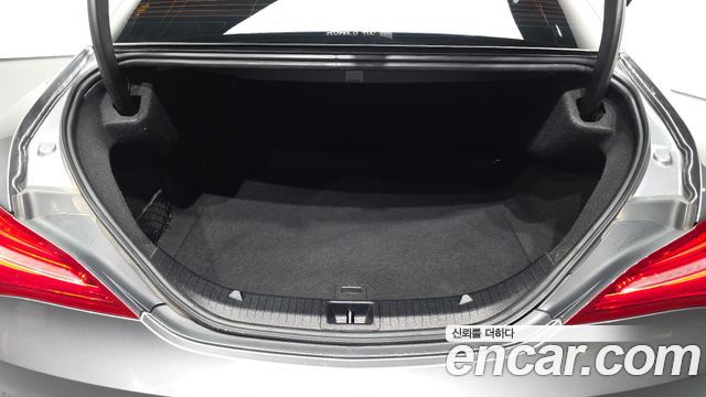 Mercedes-Benz CLA-Class 2017 — photo 20