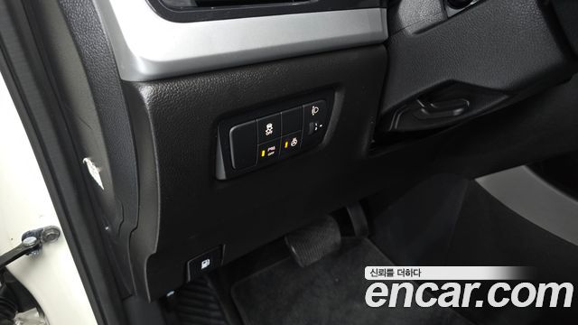 KG Mobility KORANDO 2017 — photo 24