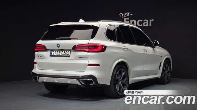 BMW X5 2022 — photo 2