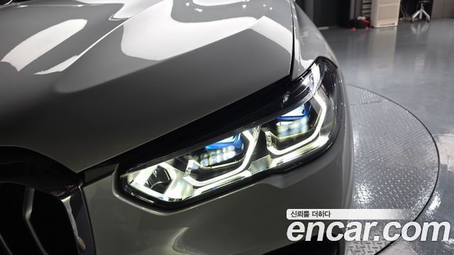 BMW X5 2022 — photo 8