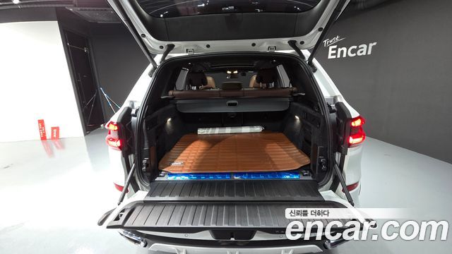BMW X5 2022 — photo 30