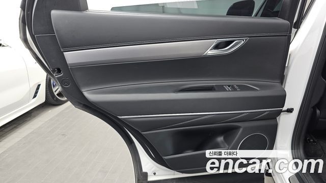 Genesis GV80 2024 — photo 15