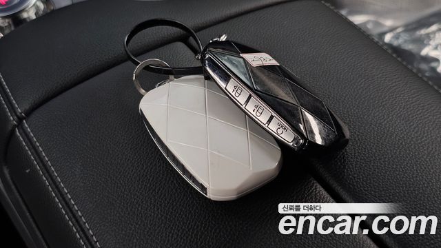 Genesis GV80 2024 — photo 27