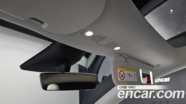 Tesla Model Y 2024 — photo 18