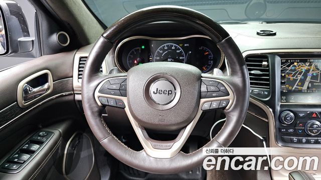 Jeep Cherokee 2016 — photo 13