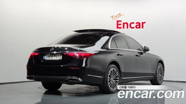 Mercedes-Benz S-Class 2022 — photo 2