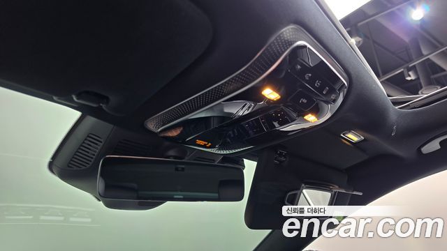 Mercedes-Benz S-Class 2022 — photo 25