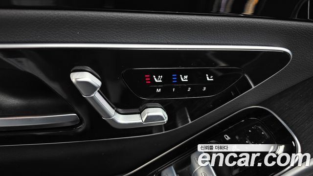 Mercedes-Benz S-Class 2022 — photo 34