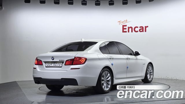 BMW 5-Series 2016 — photo 2