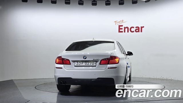 BMW 5-Series 2016 — photo 4