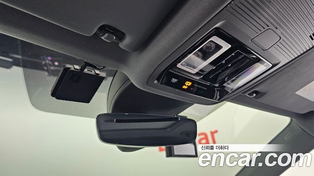 Audi Q4 e-tron 2023 — photo 27