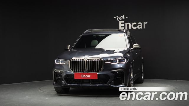 BMW X7 2021 — photo 3