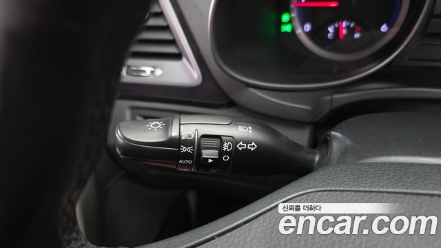 Hyundai Santafe 2015 — photo 17