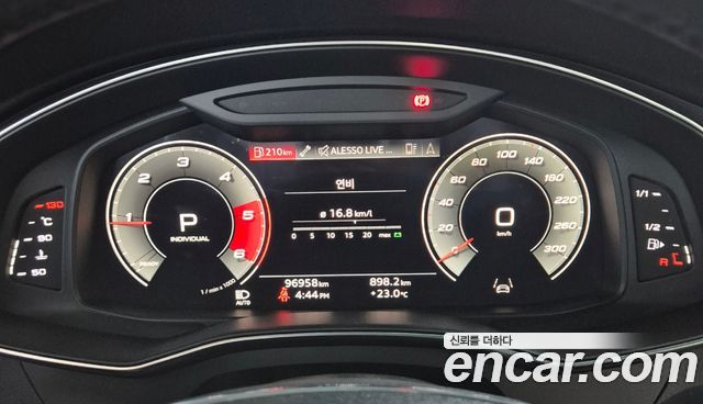 Audi A6 2021 — photo 8