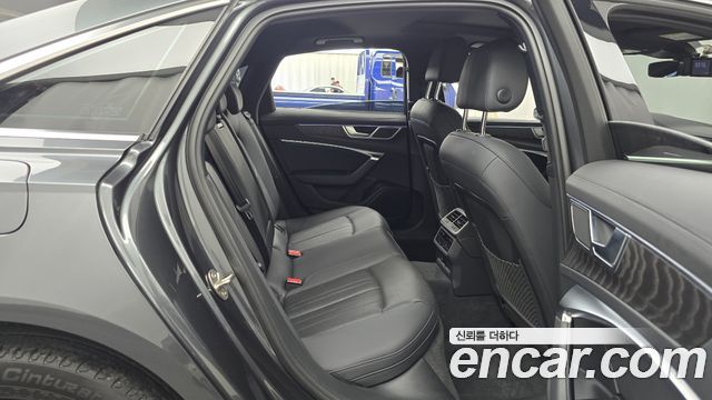Audi A6 2021 — photo 12
