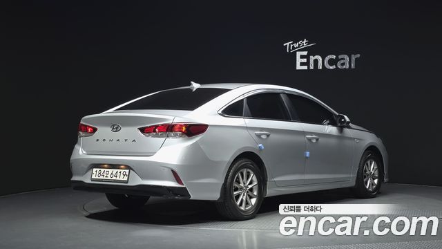 Hyundai Sonata 2018 — photo 2