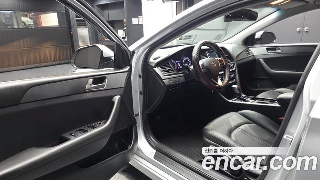 Hyundai Sonata 2018 — photo 10