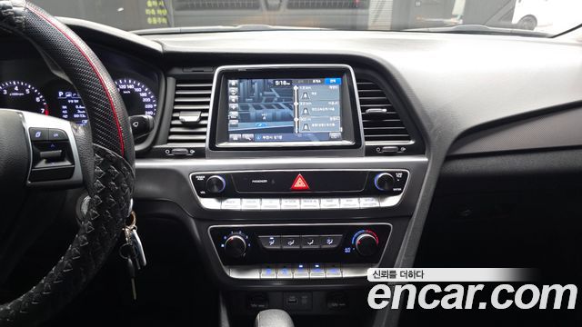 Hyundai Sonata 2018 — photo 14