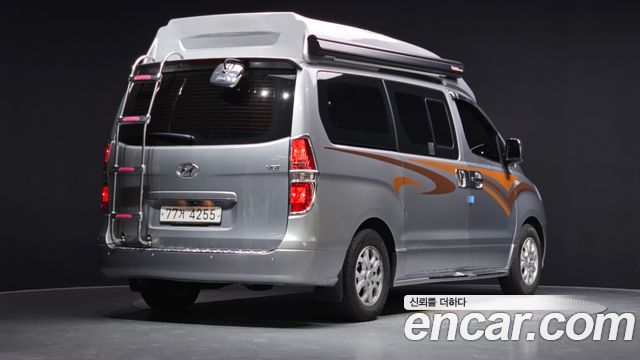 Hyundai Starex 2014 — photo 2