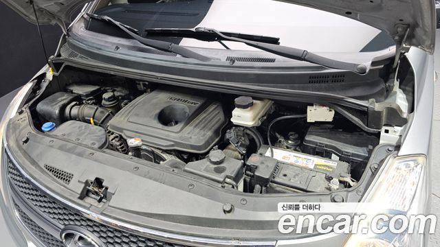 Hyundai Starex 2014 — photo 6
