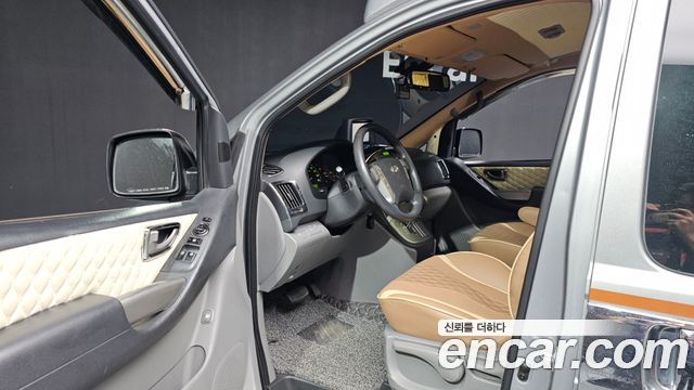 Hyundai Starex 2014 — photo 10
