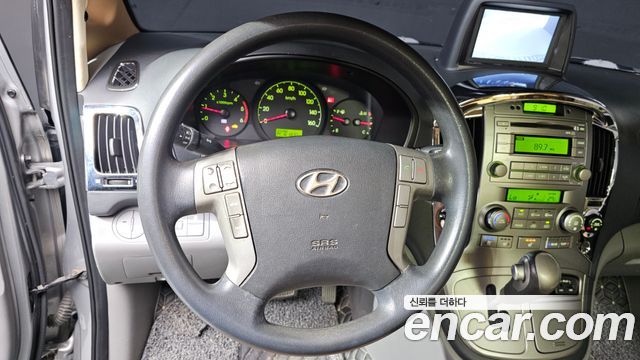 Hyundai Starex 2014 — photo 12
