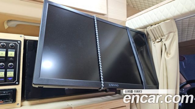 Hyundai Starex 2014 — photo 17