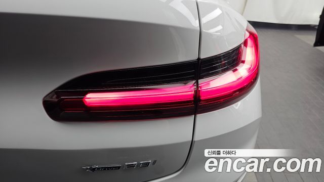 BMW X4 2022 — photo 9