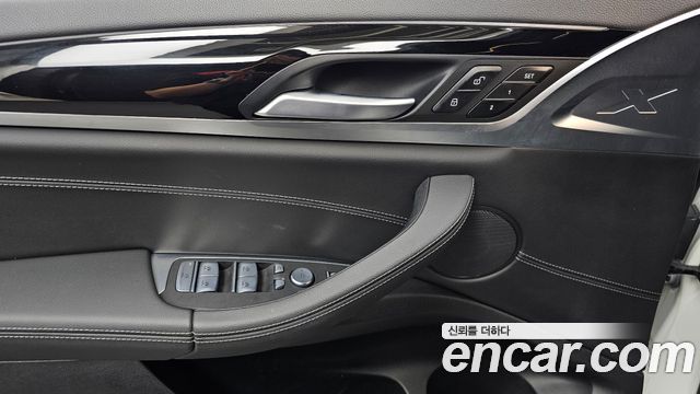 BMW X4 2022 — photo 30