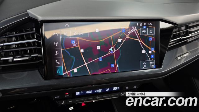 Audi Q4 e-tron 2025 — photo 14