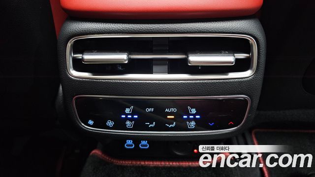 Genesis GV70 2025 — photo 24