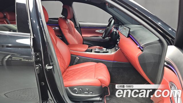 Genesis GV70 2025 — photo 16