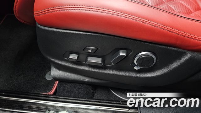 Genesis GV70 2025 — photo 34
