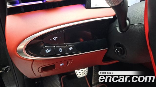 Genesis GV70 2025 — photo 36