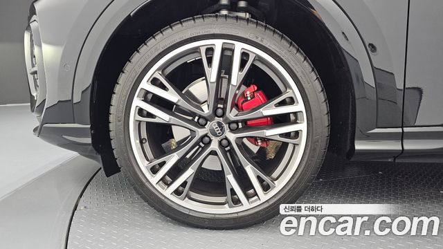 Audi Q5 2025 — photo 5