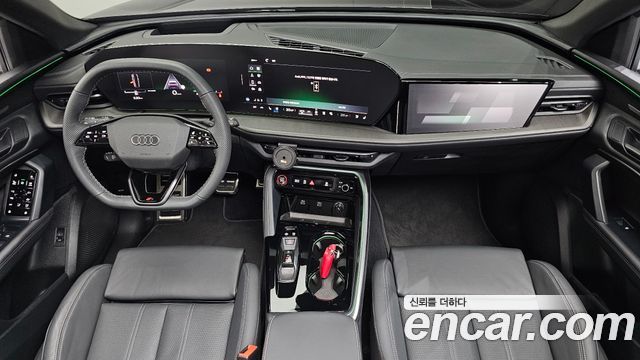 Audi Q5 2025 — photo 10