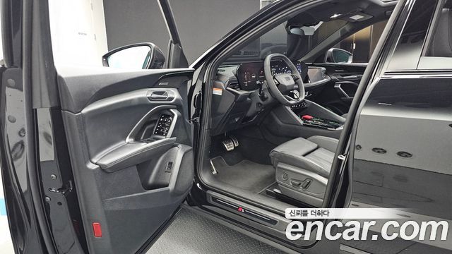 Audi Q5 2025 — photo 13