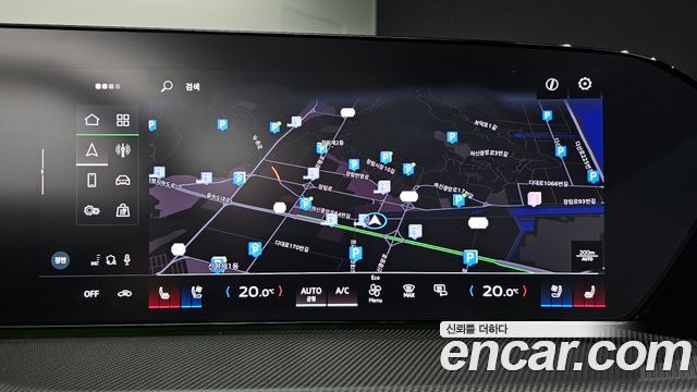 Audi Q5 2025 — photo 20