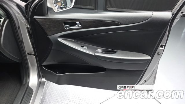 Hyundai Sonata 2014 — photo 14
