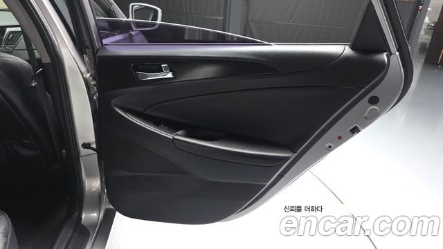 Hyundai Sonata 2014 — photo 15