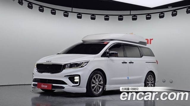 Kia Canival 2019 — photo 1