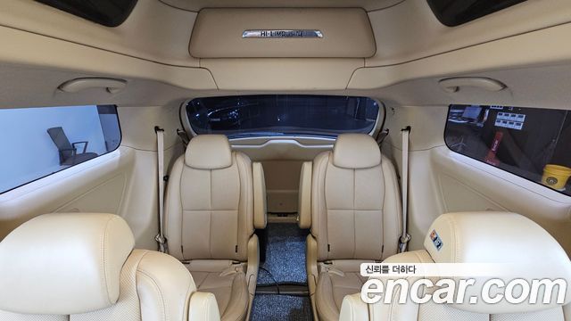 Kia Canival 2019 — photo 24