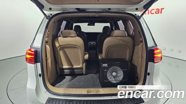 Kia Canival 2019 — photo 25