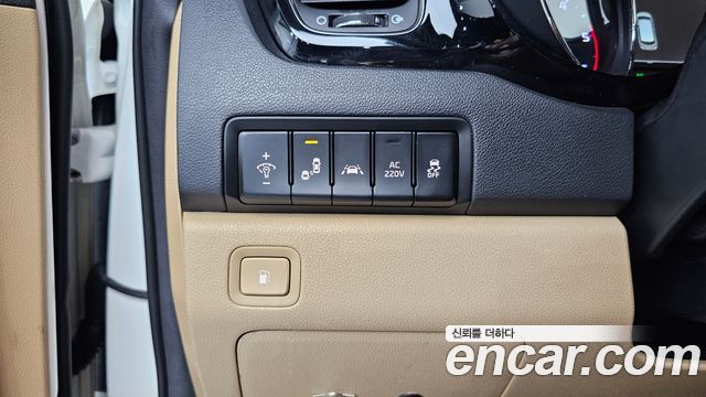 Kia Canival 2019 — photo 29