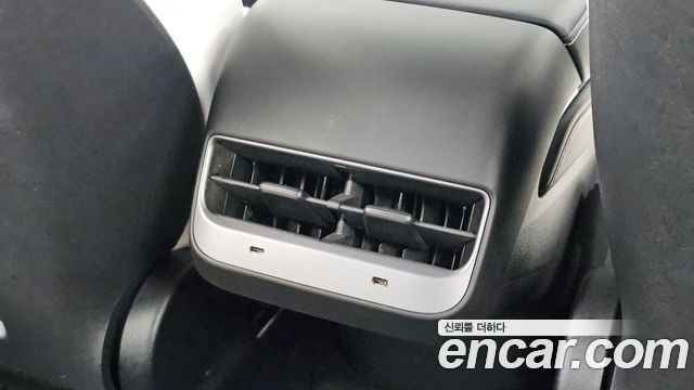 Tesla Model Y 2024 — photo 19