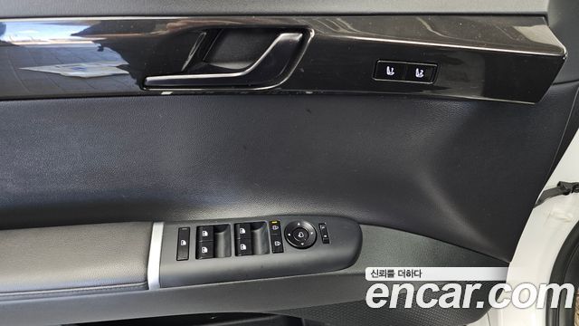 Hyundai Grandeur 2023 — photo 27